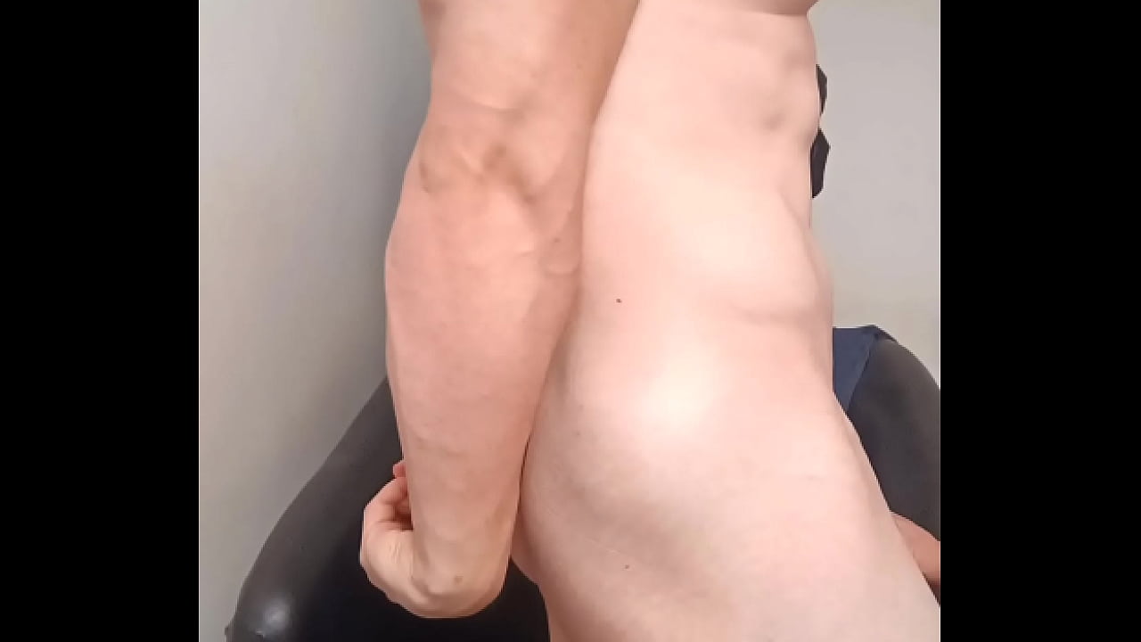 Muscleworship do pau do saymon