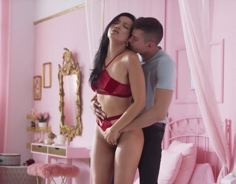 Asia Vargas Facialed by Big Dick