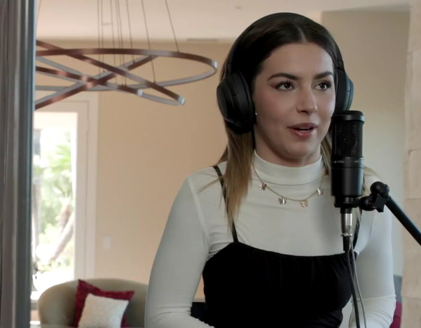 Charming Brunette Chanel Camryn Can't Resist Dante's Dirty Tricks