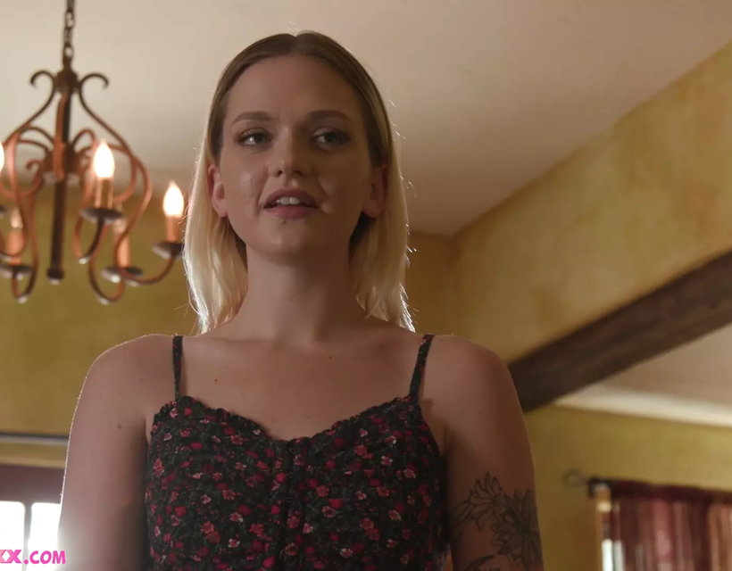 Stepsis Catches Her Bro Jerking off and Wants to Help (joey White)