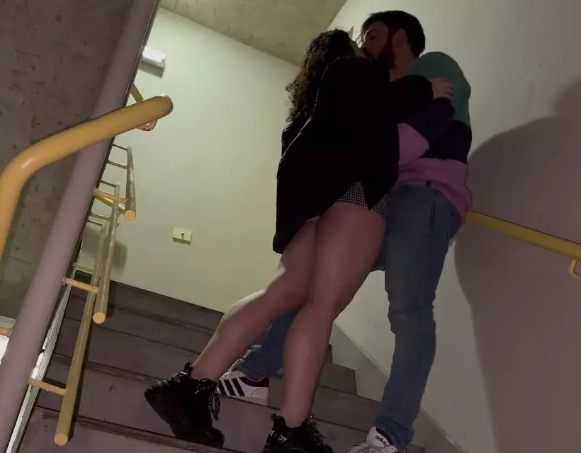 Me Folle a Mi Vecina Argentina Por Qu El Ascensor Estaba En Mantenimiento -