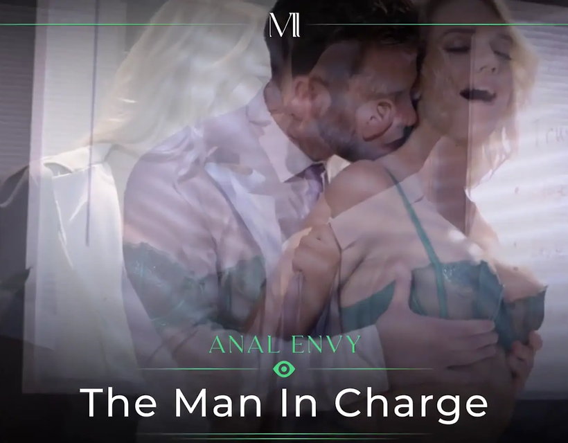 Overworked Boss Takes a Break to Hard Assfuck the Pervert Office Maid Kenna