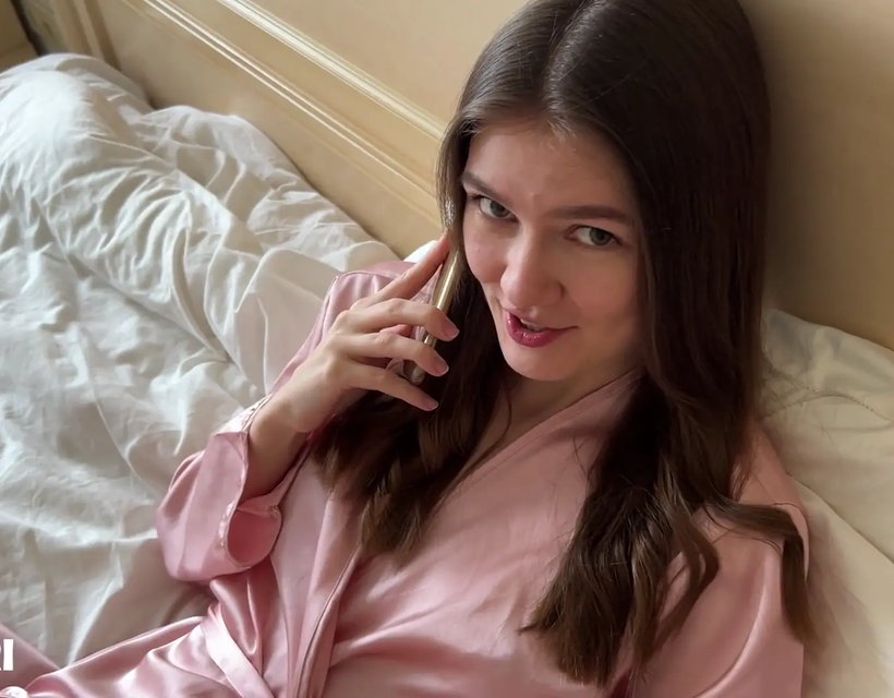 I Cheat on My Bf while He Is at Work