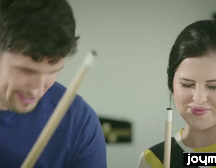 Cassie Fire Seduces Her Classmate