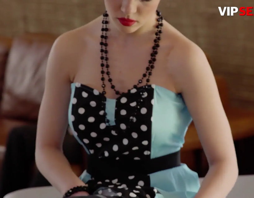 Suzy Bell Voluptuous Hungarian Babe