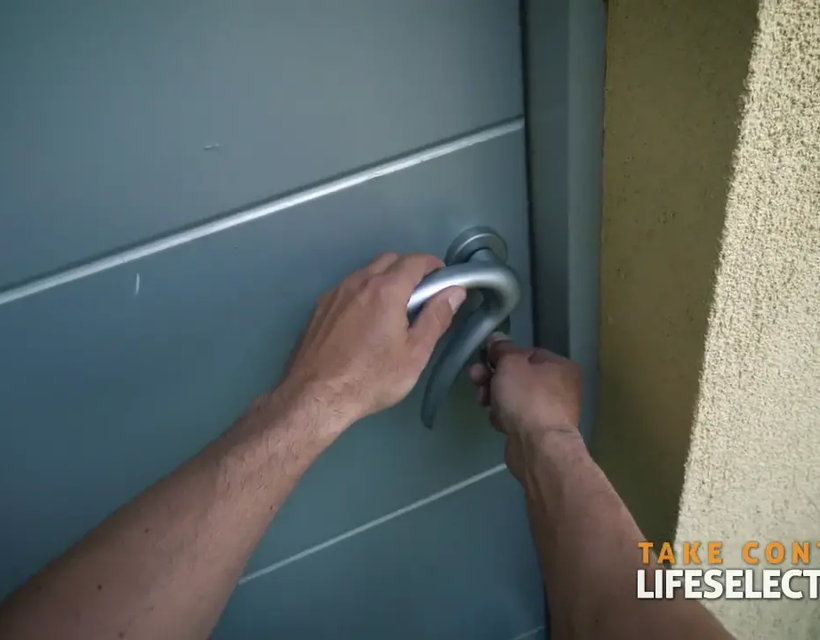 Alone with Insatiable Sybil