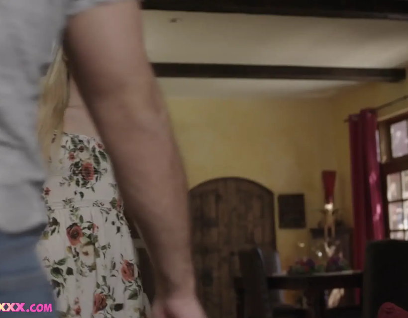 Filling My Step-daughter's Teen Pussy with Creampie