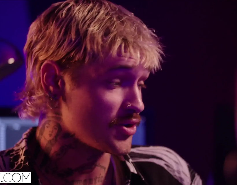 Innocent Looking Amber Seduces Her Friend's Dad