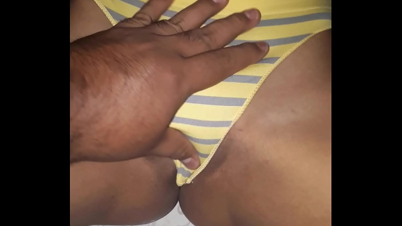 I Put My Fingers Into My Little Stepsist Susy