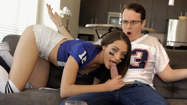 Step-sis: are You Saying You Like when I Touch You? S3:e3