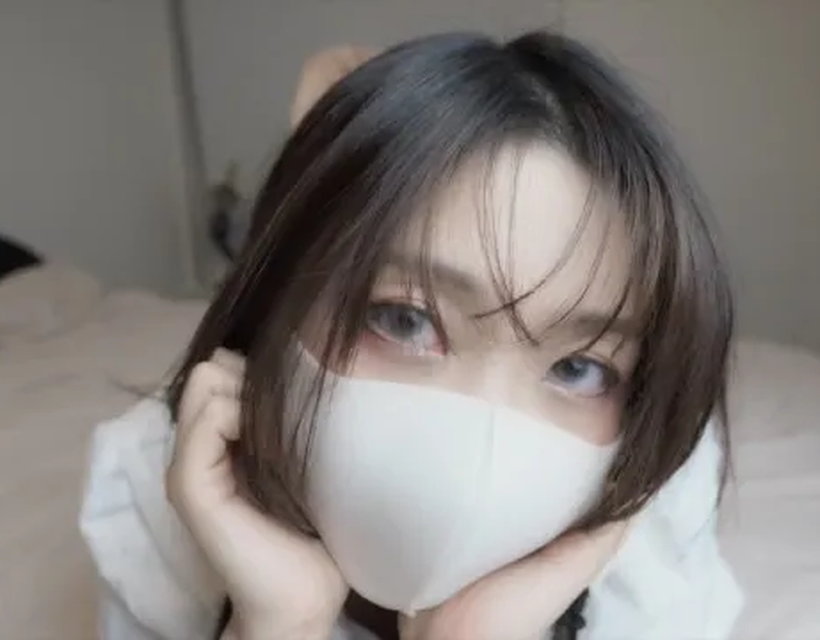 Chinese Escort 2. Love Story under the Cherry Blossom Trees