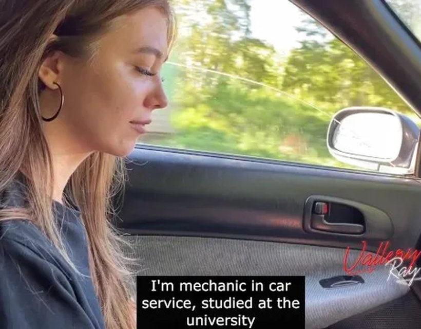 Whore Sucked in the Car & Cheated Her Bf