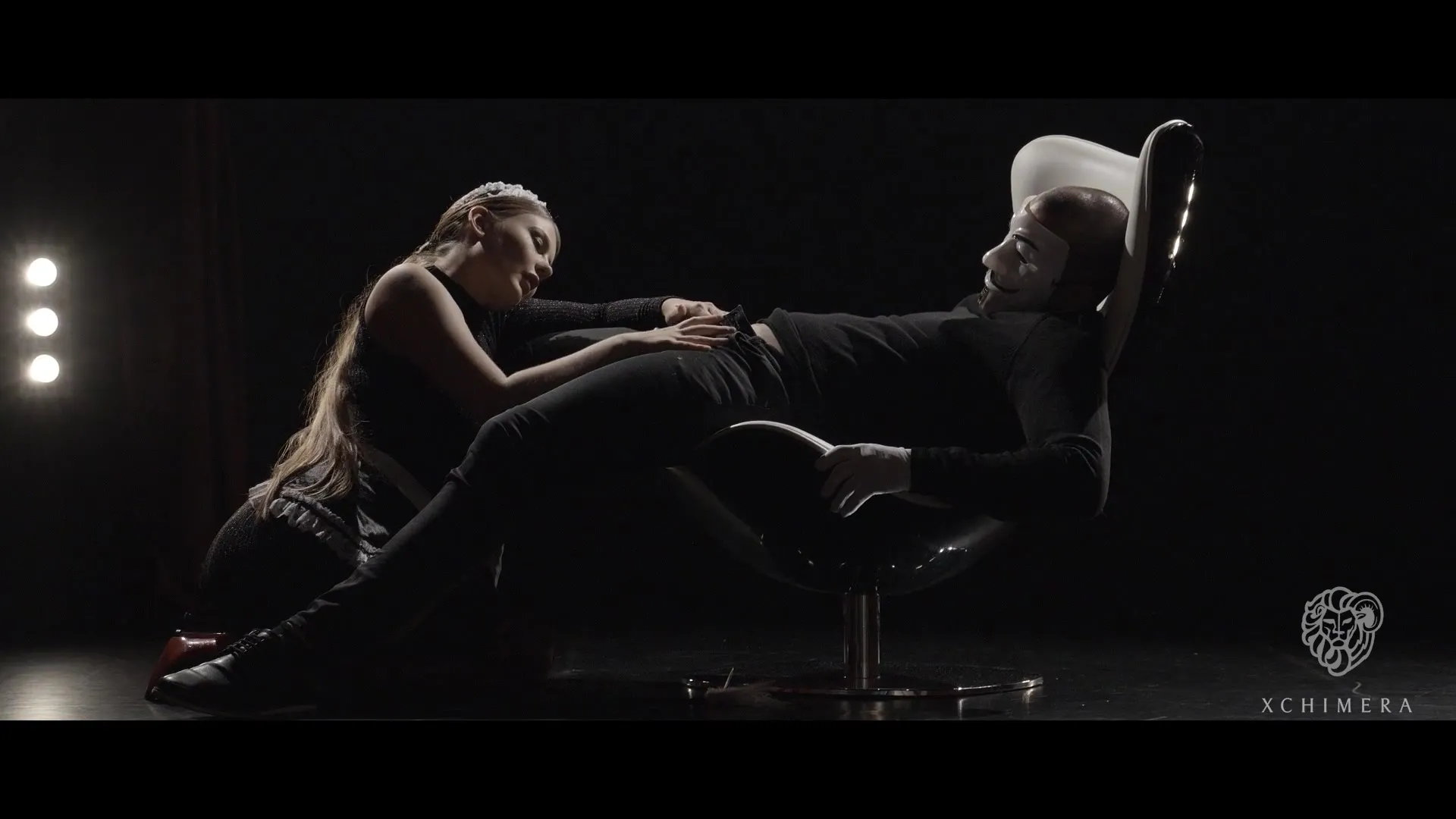 Seductive busty babe Lucy