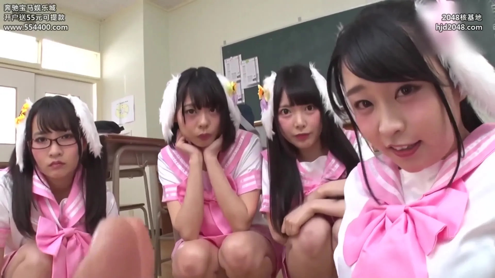 Husagiko girls school student and fluffy foreign world school life