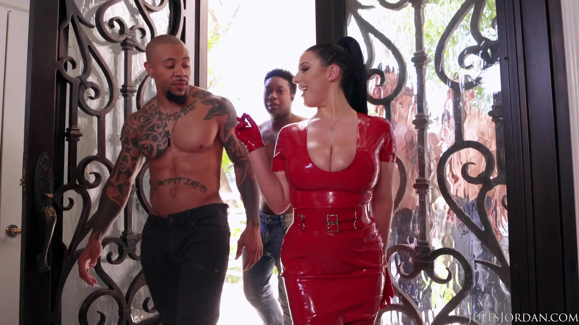 Swarmed by 13 guys does her biggest blowbang ever