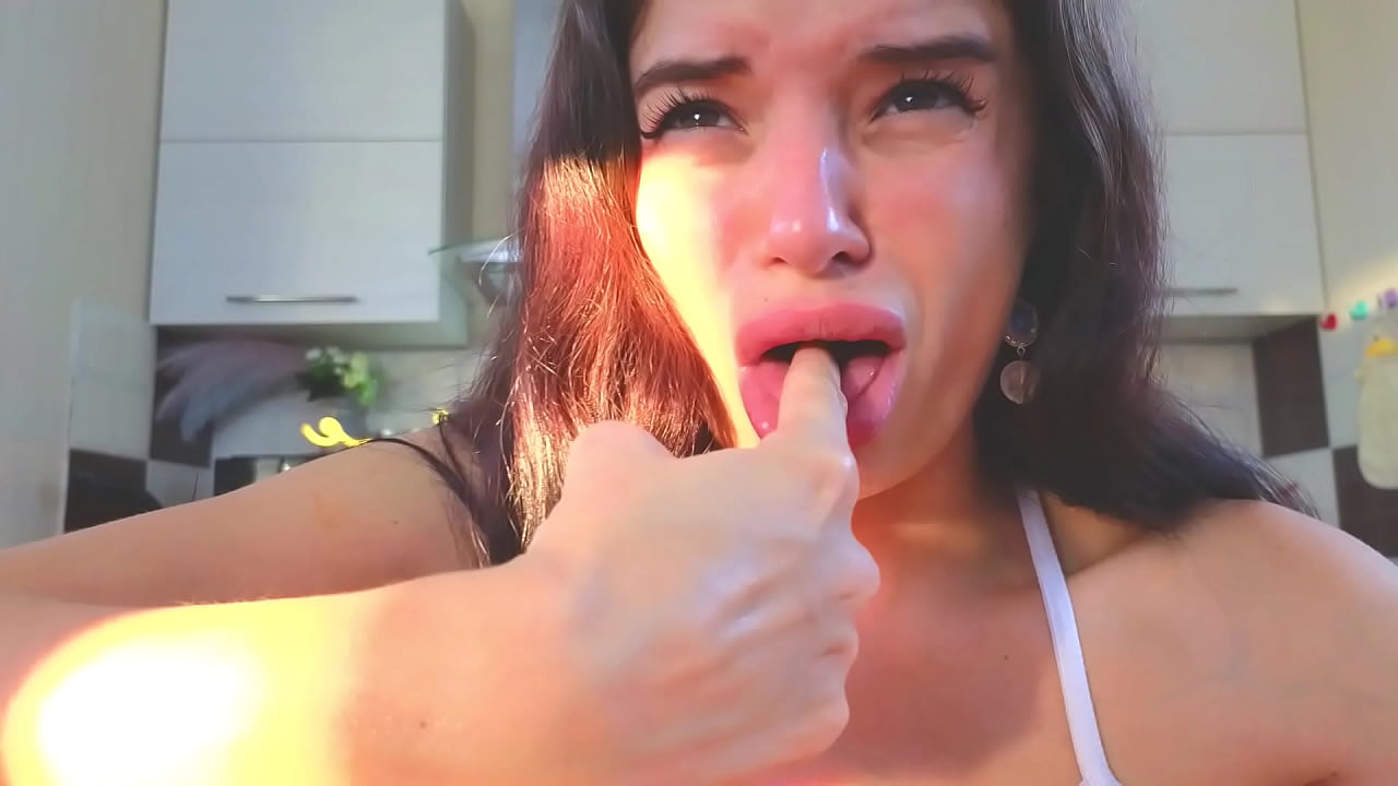 Alice does ATM with disgust