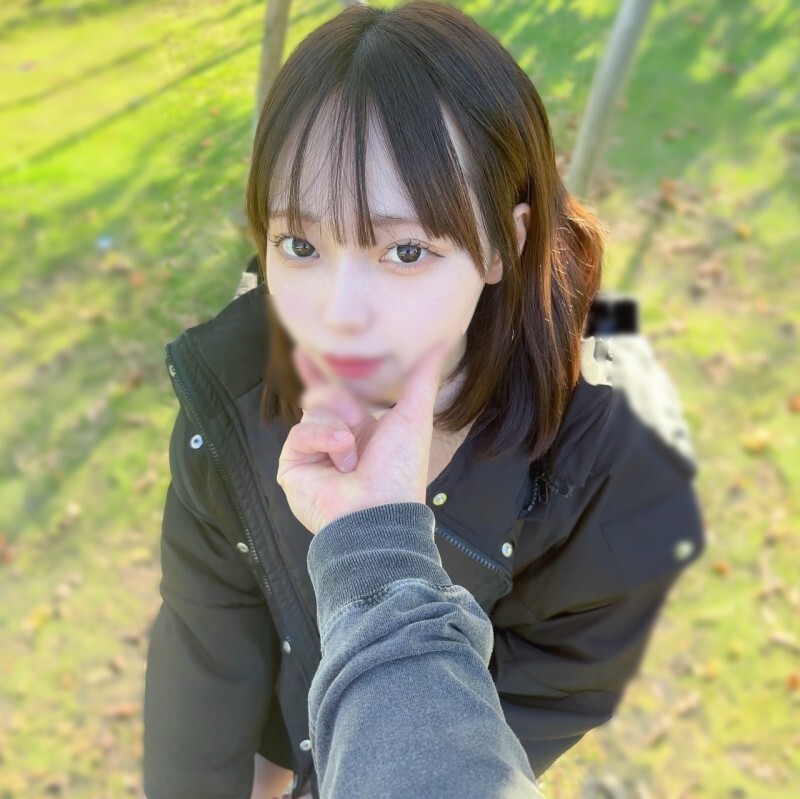 FC2-PPV-4671528 [Nosaka] A local JD who looks like Nishino Nishino with a cute dialect. Despite her strong features, she is so sensitive that she squirts. I couldn't resist her easy-to-give-birth body and ended up in two insemination storms...