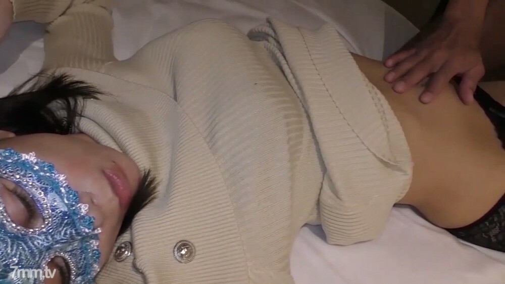 FC2-PPV-1746839 [Personal shooting] 39-year-old mature wife who can't forget the feeling from the other day "I like this hardness. I want it so badly..."