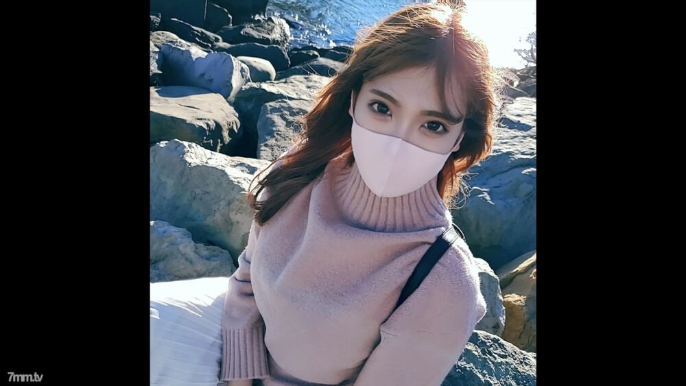 FC2-PPV-2802804 [Appearance / Uncensored] Limited number! A 19-year-old tsundere beautiful girl who became a female college student from this spring and grew up a little ... Continuous vaginal cum shot with her genitals sandwiched between the big breasts