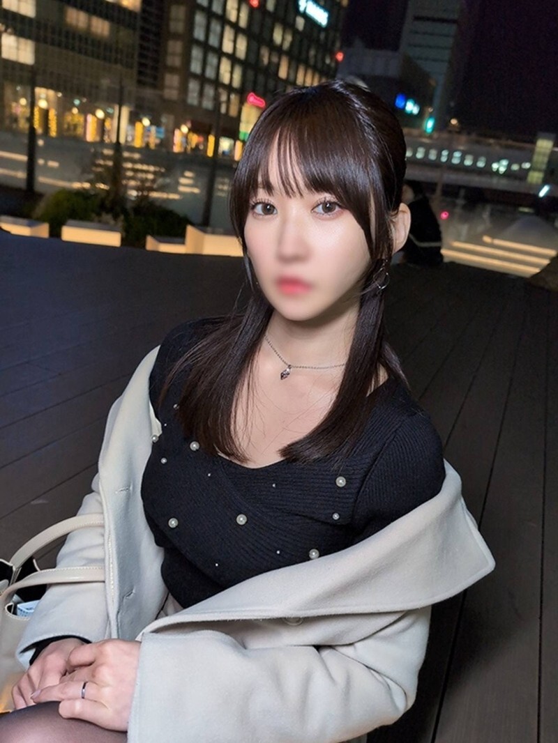 FC2-PPV-4716324 [God episode] *Limited quantity* Continuous raw sex with a married woman - A beautiful wife who is elegant but "perverted" and loves dick too much - 27 years old ⇒ Creampie & facial "Shiori" (with bonus)