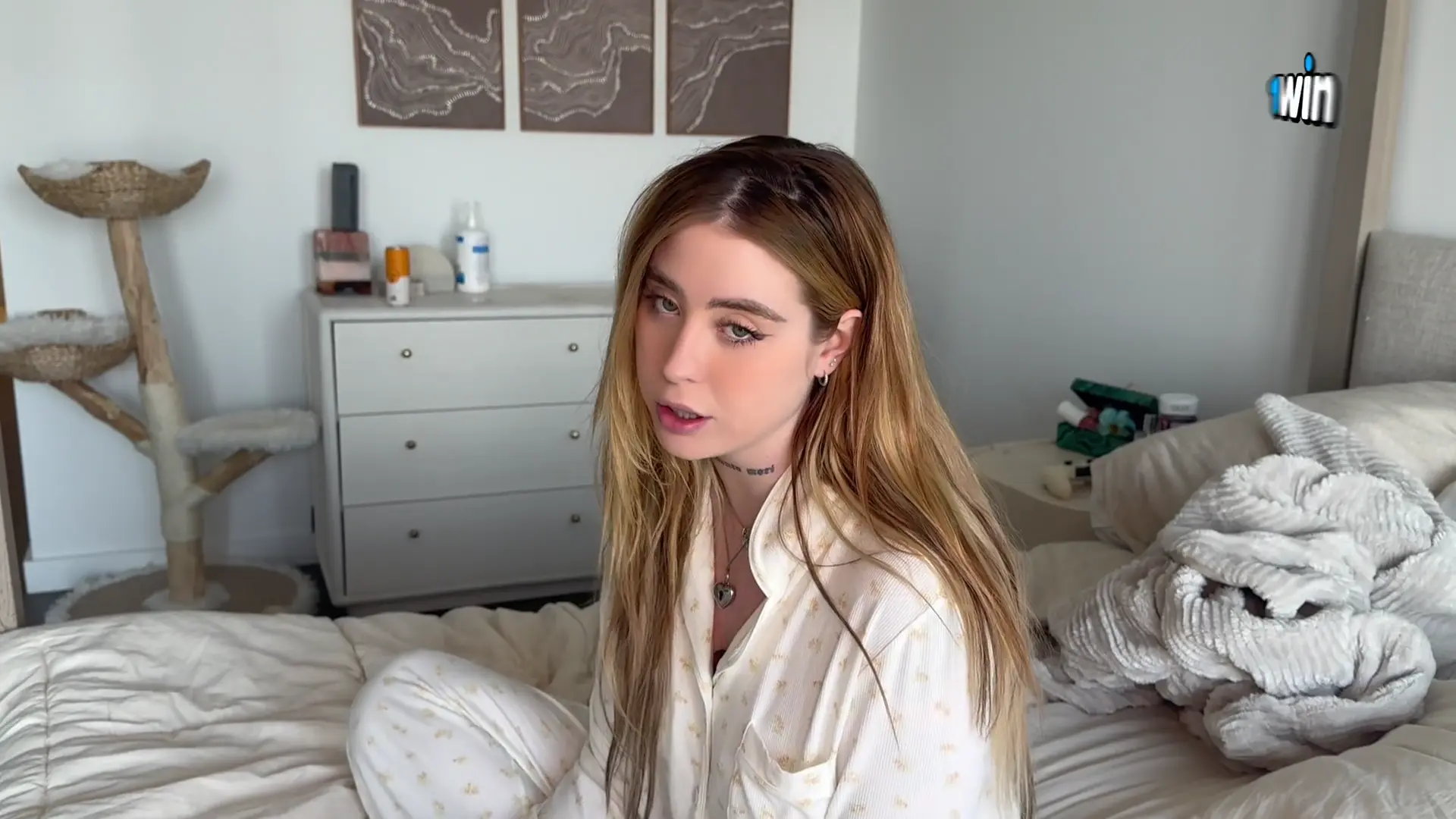 Cheating on My Girlfriend with My Sisters Hot Best Friend (almost Caught)-rosie