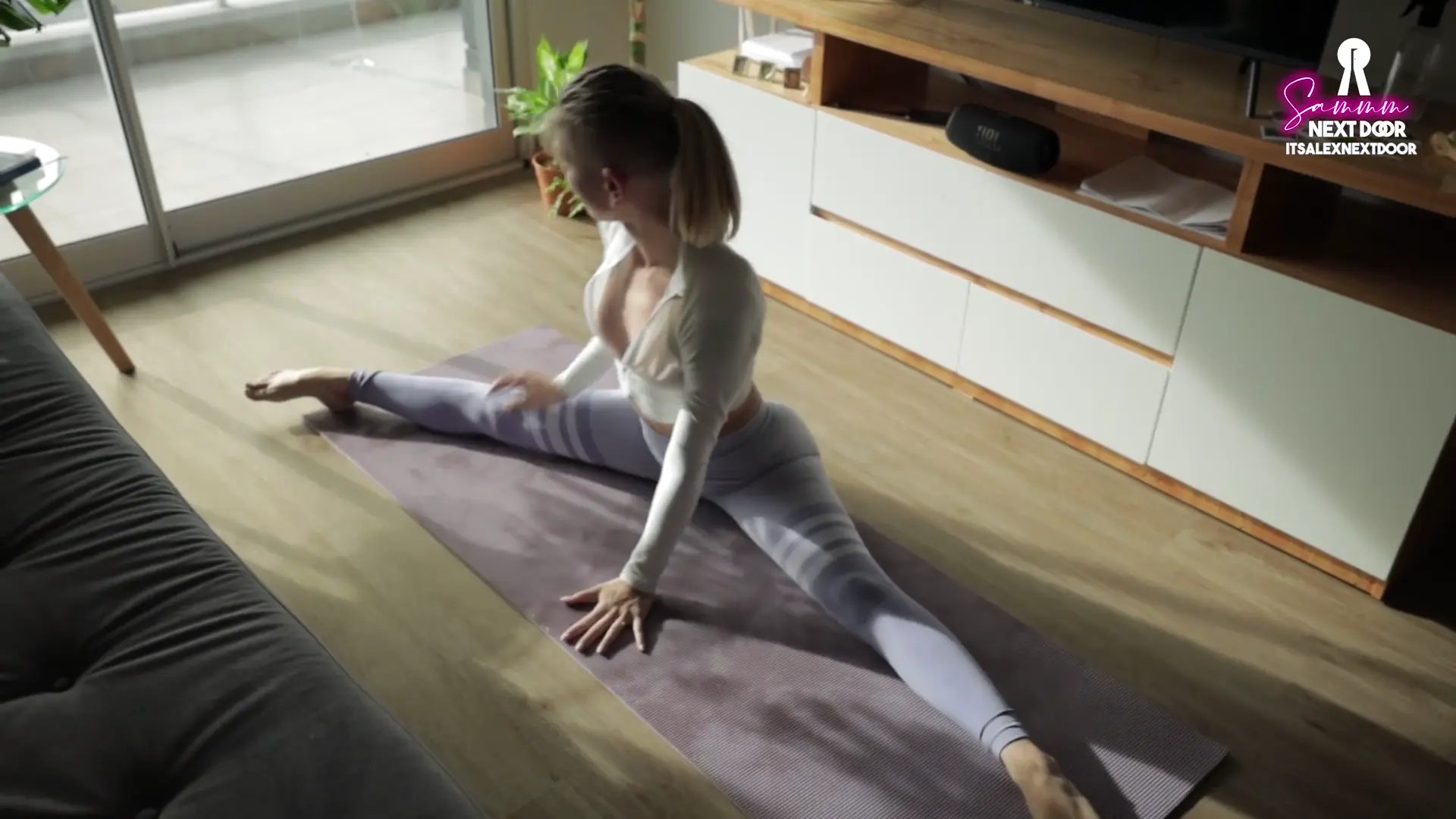 Yoga Babe gets Dicked down with Her Pants Half Way down