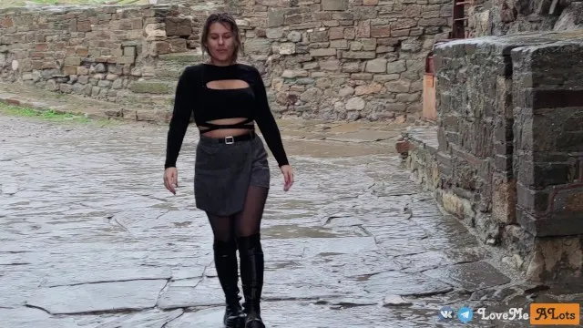 A Stranger Sucked Me off on an Excursion in the Old Fortress. Outside Sex